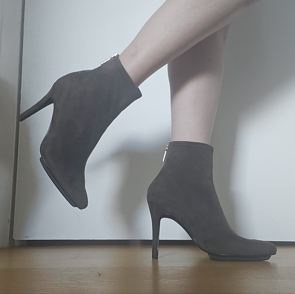 Rienda Gyaru Japan Sock Fit Taupe Brown Suede Platform Ankle Boots Stiletto Heel - Picture 5 of 10